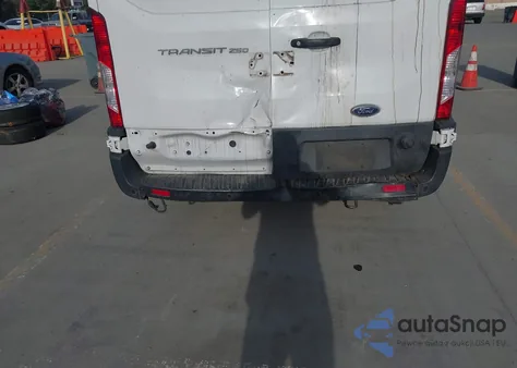 2020 Ford Transit-250 z USA, uszkodzony, nr VIN 1FTBR1C88LKB46516